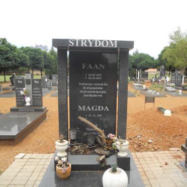 STRYDOM Stephanus Hermanus 1955-2015 &amp; Magdalena Dorothea BOTHA 1957- 