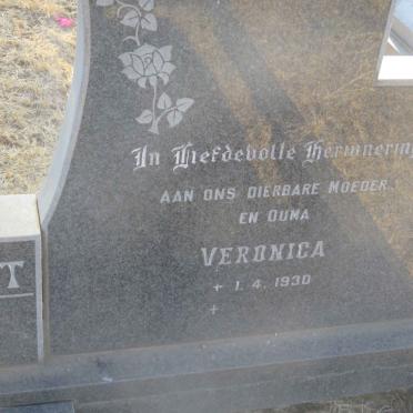 BADENHORST Veronica 1930-