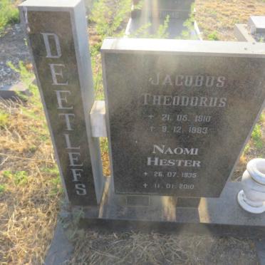 DEETLEFS Jacobus Theodorus 1910-1983 &amp; Naomi Hester 1935-2010