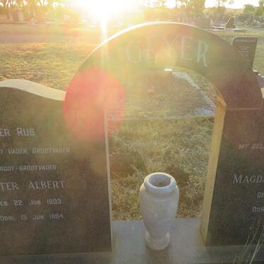 GEYER Pieter Albert 1903-1984 &amp; Magdalena Catharina 1905-1968