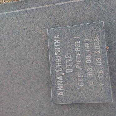 OTTE Christiaan Frederick 1914-1968 &amp; Anna Christina PIETERSE 1923-2009