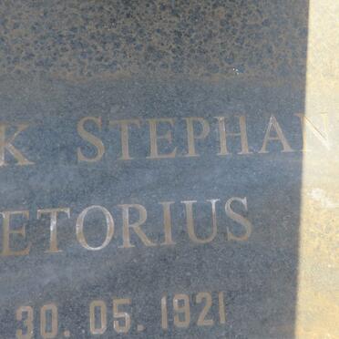 PRETORIUS Hendrik Stephanus 1921-1997 :: EDWARDS Michael James 1942-1993