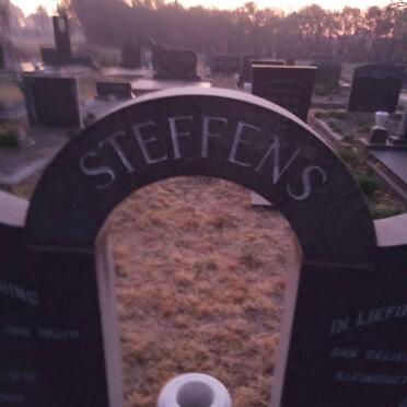 STEFFENS Jopie Fourie 1916-1970 :: STEFFENS Alma 1968-1990