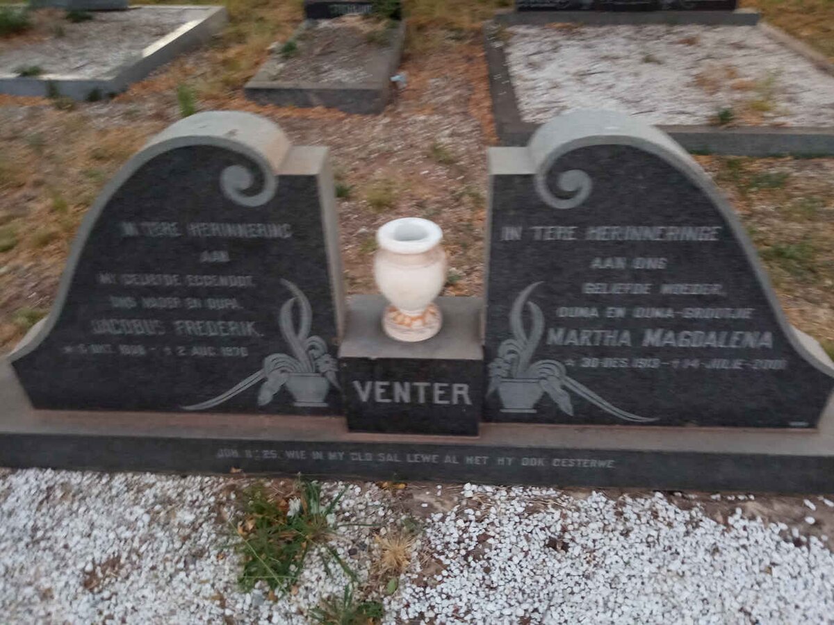 VENTER Jacobus Frederik 19?8-197? &amp; Martha Magdalena 191?-200?