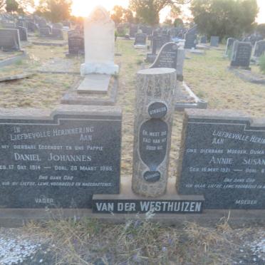 WESTHUIZEN Daniel Johannes, van der 1914-1965 &amp; Annie Susanna 1921-2008