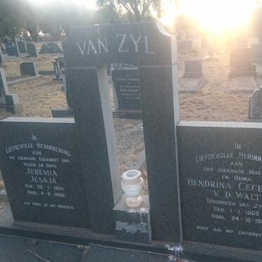 ZYL Jeremia Jesaja, van 1894-1966 &amp; Hendrina Cecelia V.D. WALT voorheen VAN ZYL 1909-1981