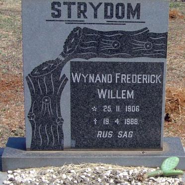STRYDOM Wynand Frederick Willem 1906-1988