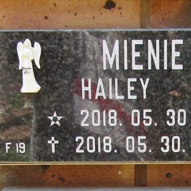 MIENIE Hailey 2018-2018