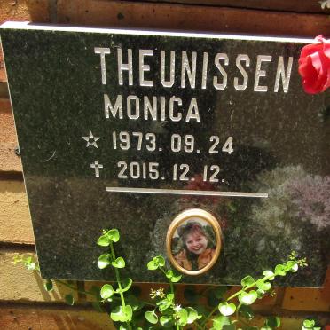 THEUNISSEN Monica 1973-2015