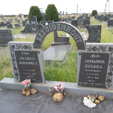 BEZUIDENHOUT Jacobus Johannes 1932-2007 &amp; Johanna Susara BEZUIDENHOUT 1935-1982