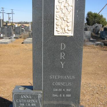 DRY Stephanus Cornelius 1912-1968 &amp; Anna Catharina 1919-