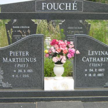FOUCHE Pieter Marthinus 1921-2015 &amp; Levina Catharina 1927-1997