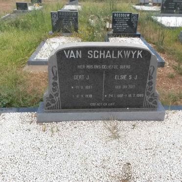 SCHALKWYK Gert J., van 1897-1978 &amp; Elsie S.J. DU TOIT 1902-1986