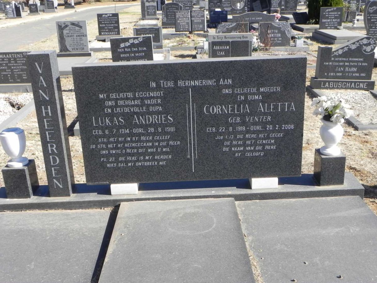 HEERDEN Lukas Andries, van 1914-1981 &amp; Cornelia Aletta VENTER 1918-2006