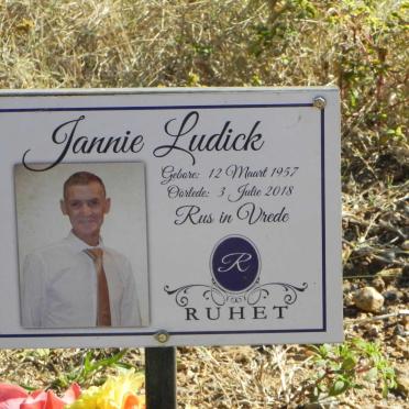LUDICK Jannie 1957-2018