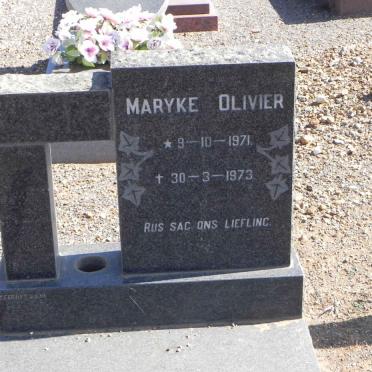 OLIVIER Maryke 1971-1973