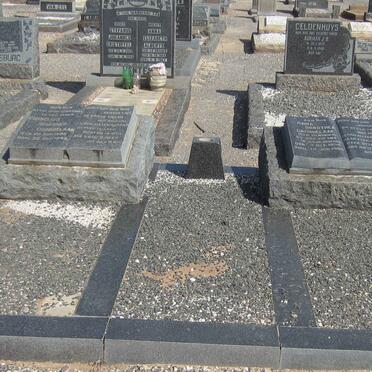 GROBBELAAR Cornelius Johannes 1895-1946 &amp; Anna Dorothea HENDRIKS 1904-196?