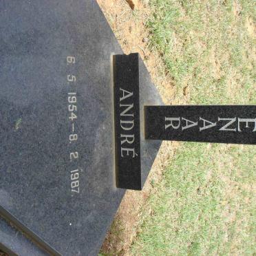 PIENAAR Andre 1954-1987