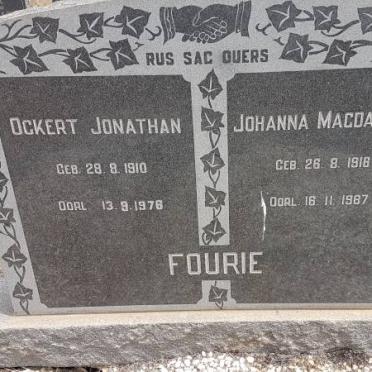 FOURIE Ockert Jonathan 1910-1976 &amp; Johanna Magdalena 1918-1987