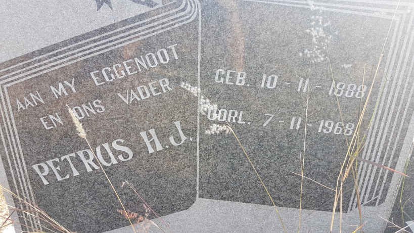 VILJOEN Petrus H.J. 1888-1968 &amp; Jacomina H.C. COETZEE 1891-1973