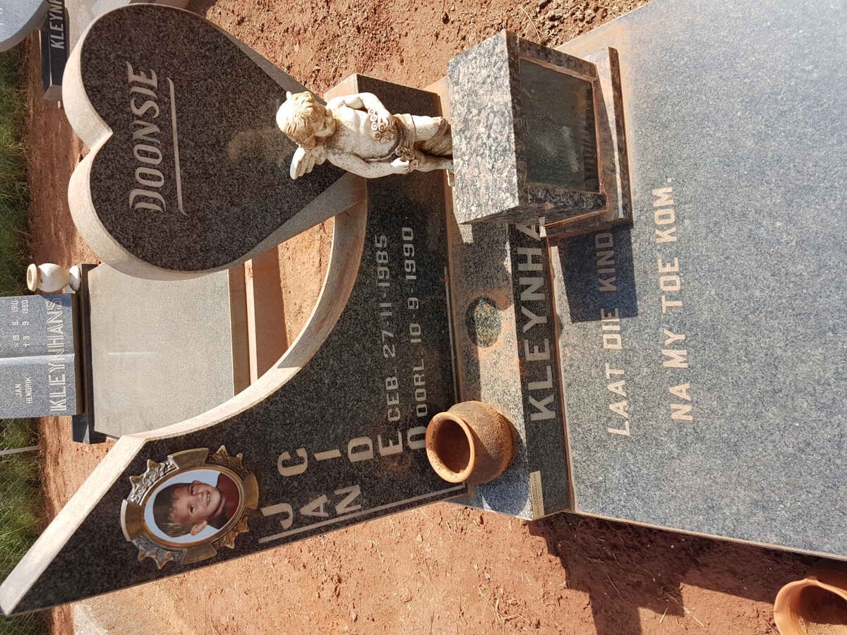 KLEYNHANS Jan Gideon 1985-1990