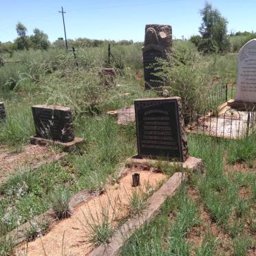 North West, POTCHEFSTROOM district, Boskop Dam, Buffelsvlei 383, farm cemetery