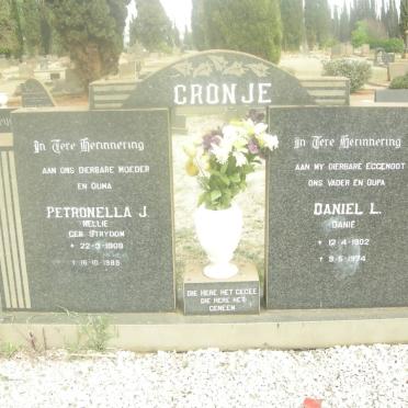 CRONJE Daniel L 1902-1974 &amp; Petronella J. STRYDOM 1909-1985