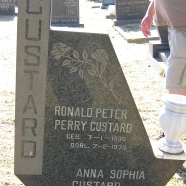 CUSTARD Ronald Peter Perry 1930-1973 &amp; Anna Sophia 1936-1985