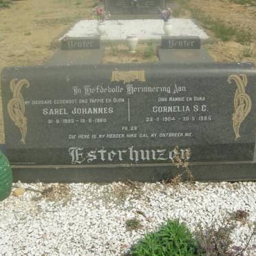 ESTERHUIZEN Sarel Johannes 1893-1968 &amp; Cornelia S.C. 1904-1984