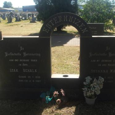 ESTERHUIZEN Izak Schalk 1930-2007 &amp; Susanna Maria 1925-1982