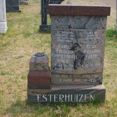 ESTERHUIZEN Carel Frederik Christoffel 1916-1993 &amp; Elsie Susanna  Ellen 1918-