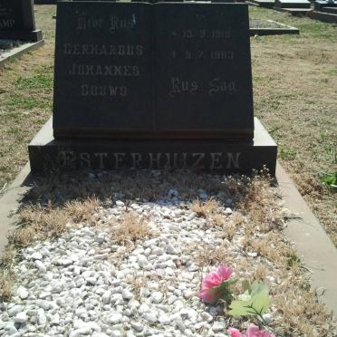 ESTERHUIZEN Gerhardus Johannes Gouws 1919-1983