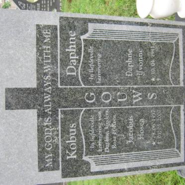 GOUWS Jacobus Hosea 1937-2007 &amp; Daphne Yvonne 1941-