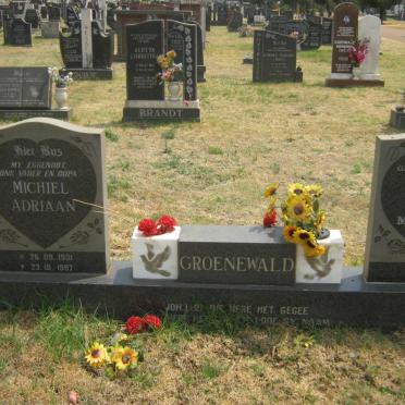GROENEWALD Michiel Adriaan 1931-1997 &amp; Maria Jacoba Magdalena 1933-2004