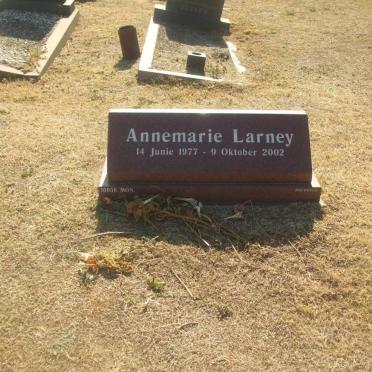 LARNEY Annemarie 1977-2002