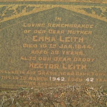 LEITH Hector -1942 &amp; Emma BOWHAY -1944