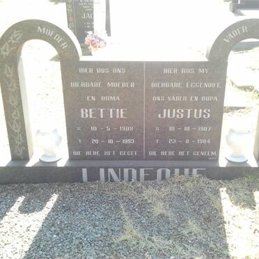LINDEQUE Justus 1907-1984 &amp; Bettie 1909-1993