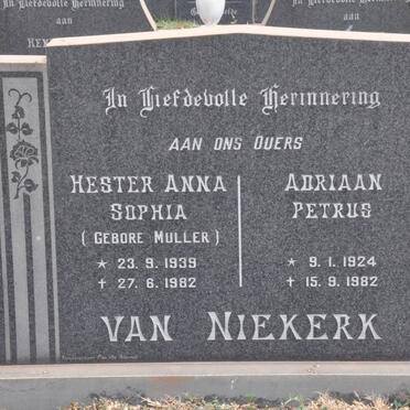 NIEKERK Adriaan Petrus, van 1924-1982 &amp; Hester Anna Sophia MULLER 1939-1982