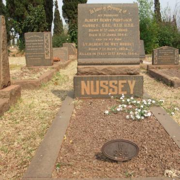 NUSSEY Albert Henry Mortimer 1880-1944 :: NUSSEY Albert De Wet 1924-1944