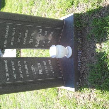 OBERHOLZER John Pieter 1915-1990 &amp; Maria Magdalena 1920-2001