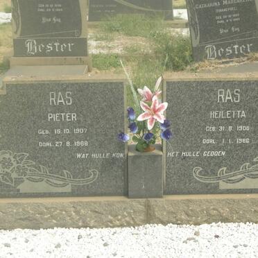 RAS Pieter 1907-1968 &amp; Heiletta 1908-1986