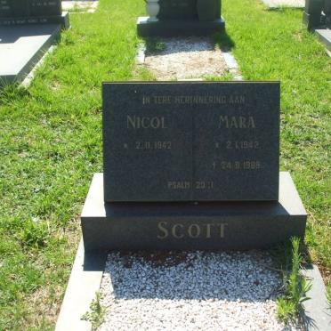 SCOTT Nicol 1942- &amp; Maria 1942-1989