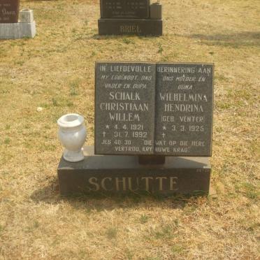 SCHUTTE Schalk Christiaan Willem 1921-1992 &amp; Wilhelmina Hendrina VENTER 1925-2009