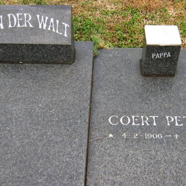 WALT Coert Petrus, van der 1906-1977 &amp; Helena Dorothea VAN BRUGGEN 1907-1985 