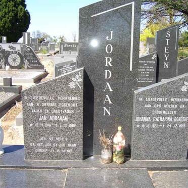 JORDAAN Jan Abraham 1916-1982 &amp; Johanna Catharina Dorothea 1922-1996