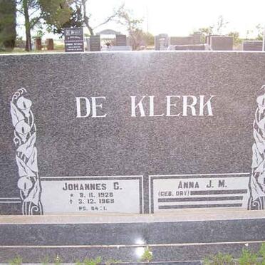 KLERK Johannes C., de 1928-1963 &amp; Anna J.M. DRY ??-??