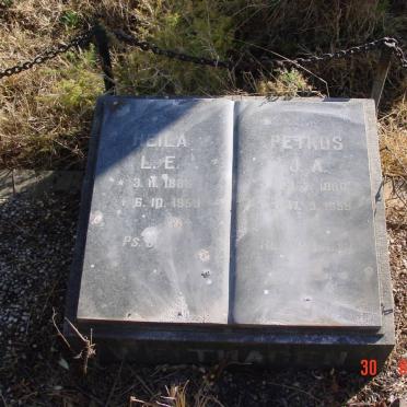 WELTHAGEN Petrus J.A. 1880-1958 &amp; Heila L.E. 1888-1959