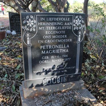 FOURIE Petronella Magrietha 1916-1977