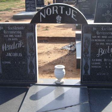 NORTJE Hendrik Johannes 1926- &amp; Baby HEYSTEK 1927-1977