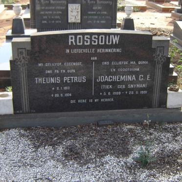 ROSSOUW Theunis Petrus 1913-1974 &amp; Joachemina C.E. SNYMAN 1909-1991